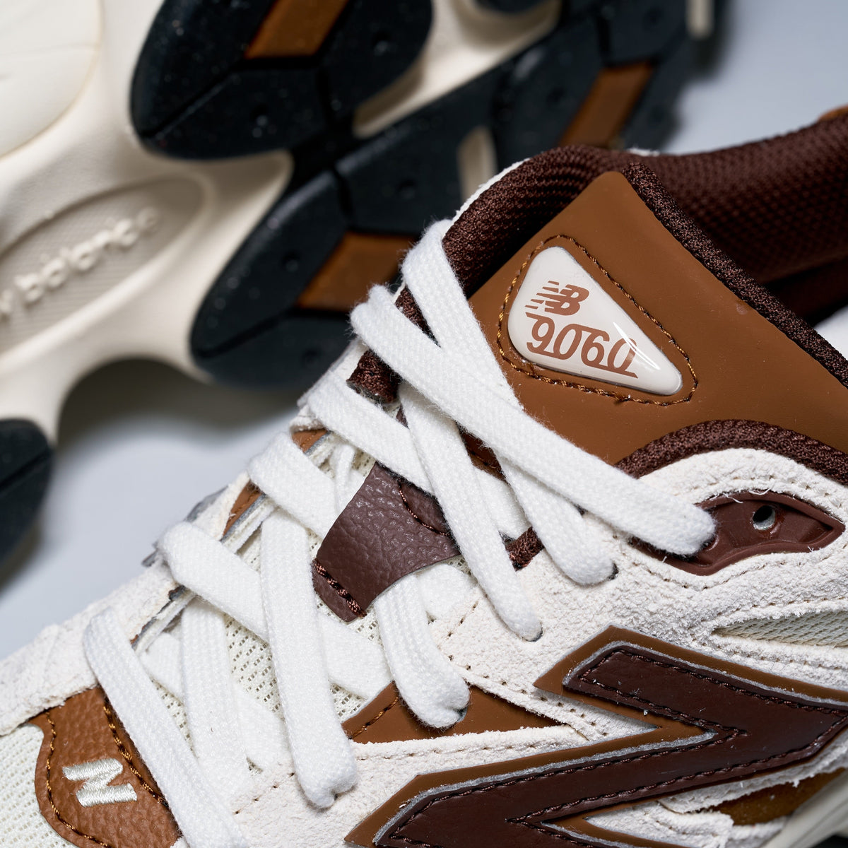 NB 9060 - Breakfast Tea / Angora