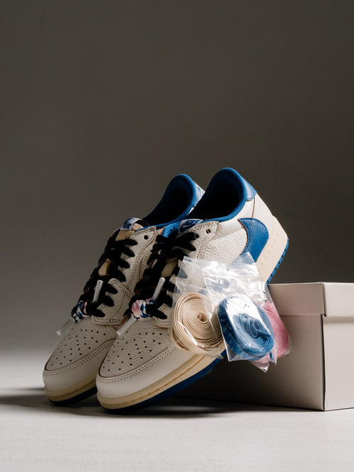 AJ 1 Low fragment design x Travis Scott (Q 1:1)