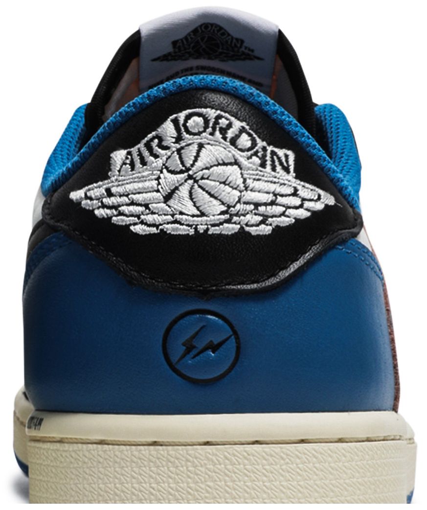 AJ 1 Low fragment design x Travis Scott (Q 1:1)