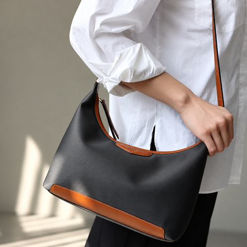 The Lunetta Hobo