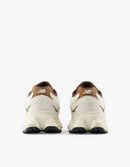 NB 9060 - Breakfast Tea / Angora