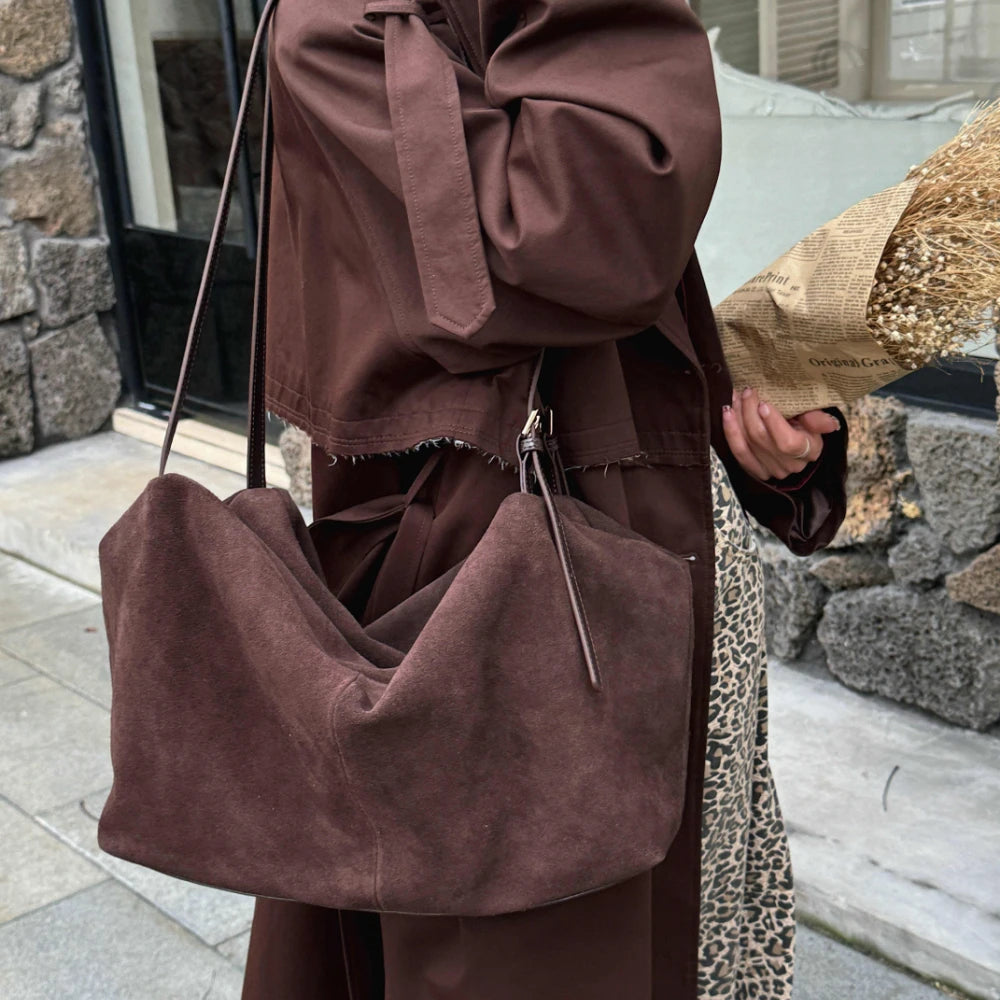 The Mandorla Bowling Bag