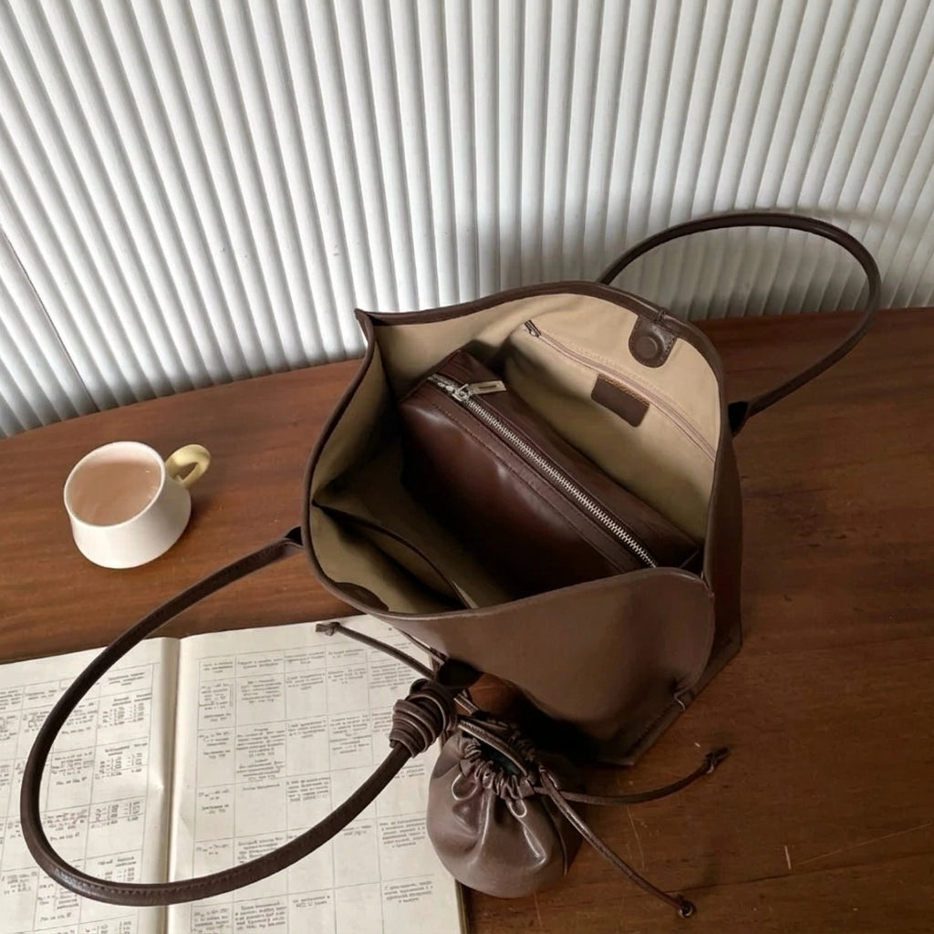 The Molo East-West Tote