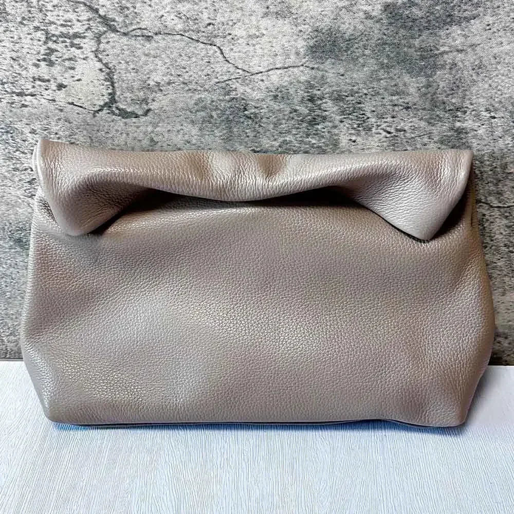 The Nuvola Leather Clutch