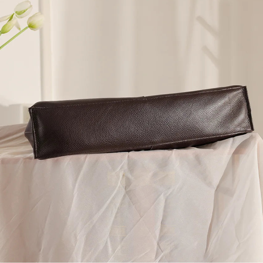 The Piramide Leather Tote