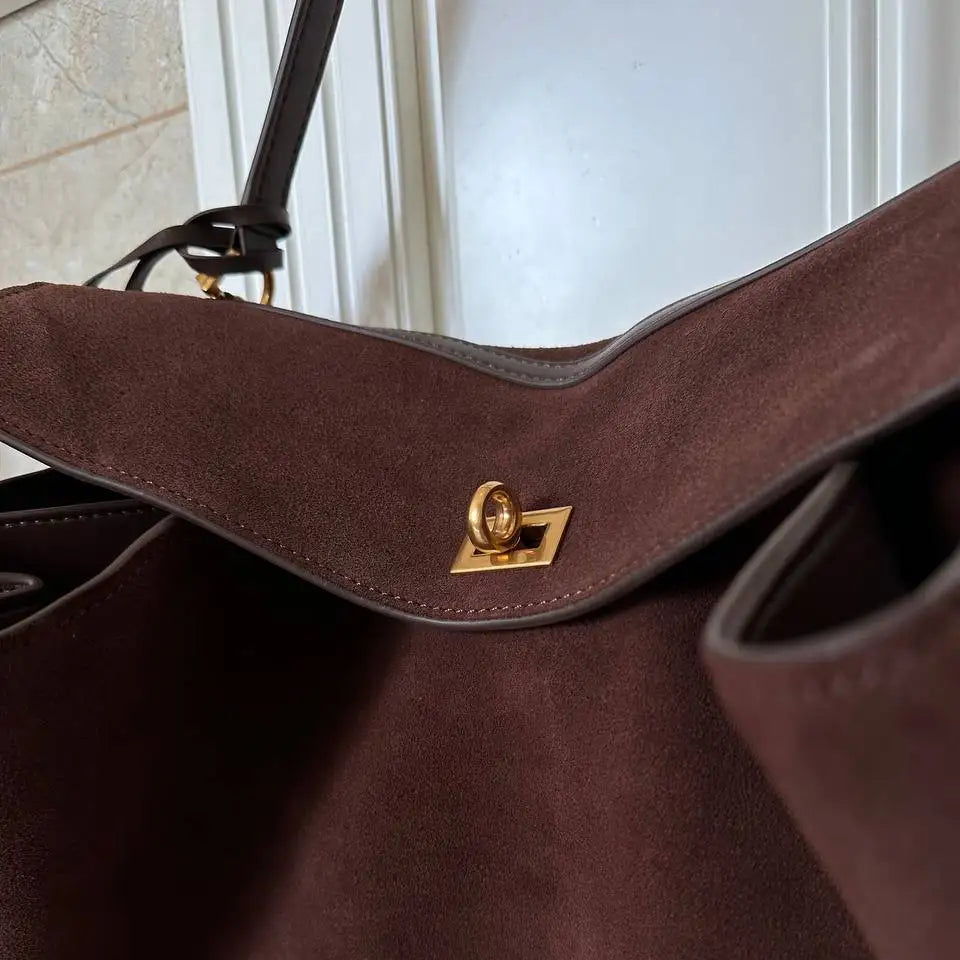 The Salotto Shoulder Bag