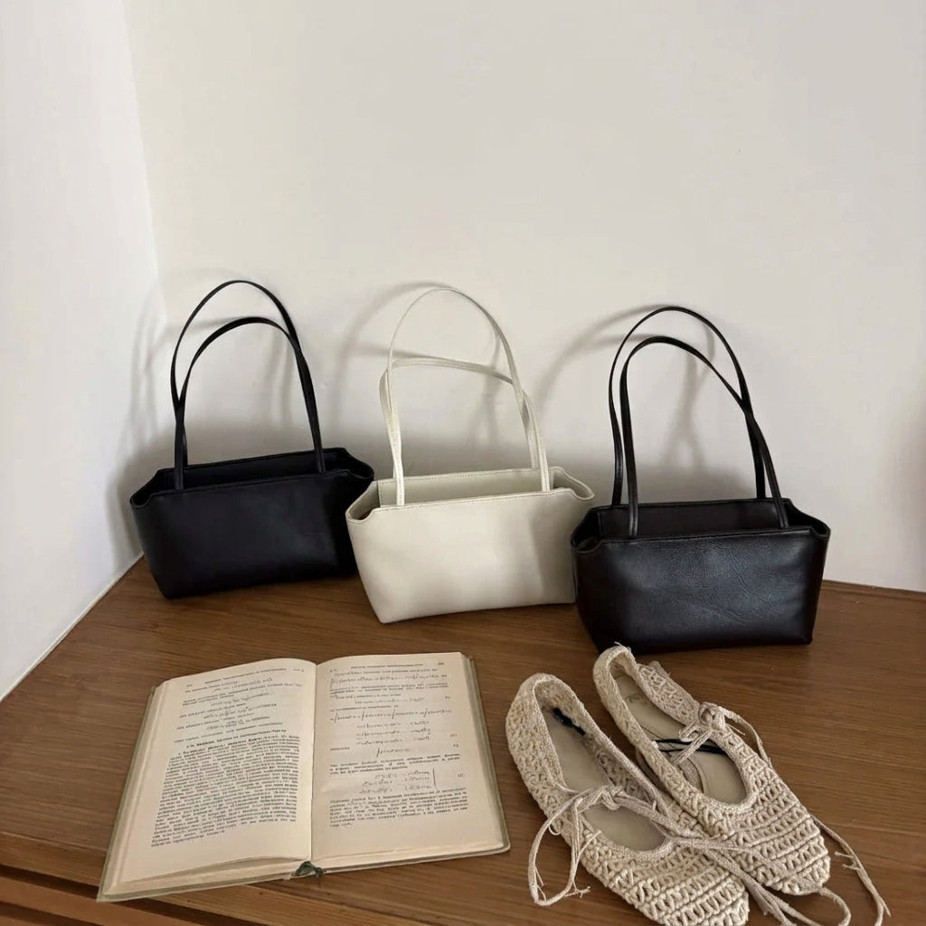 The Avorio Sheepskin Top Handle