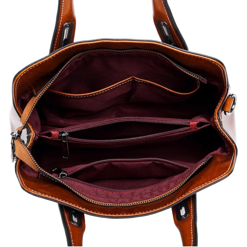 The Calesse Top Handle