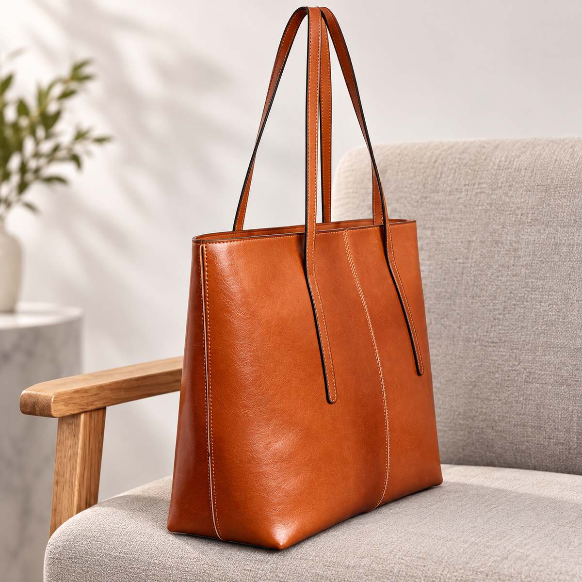 The Scrivania Tote