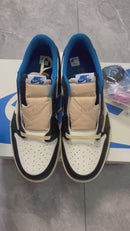 AJ 1 Low fragment design x Travis Scott (Q 1:1)